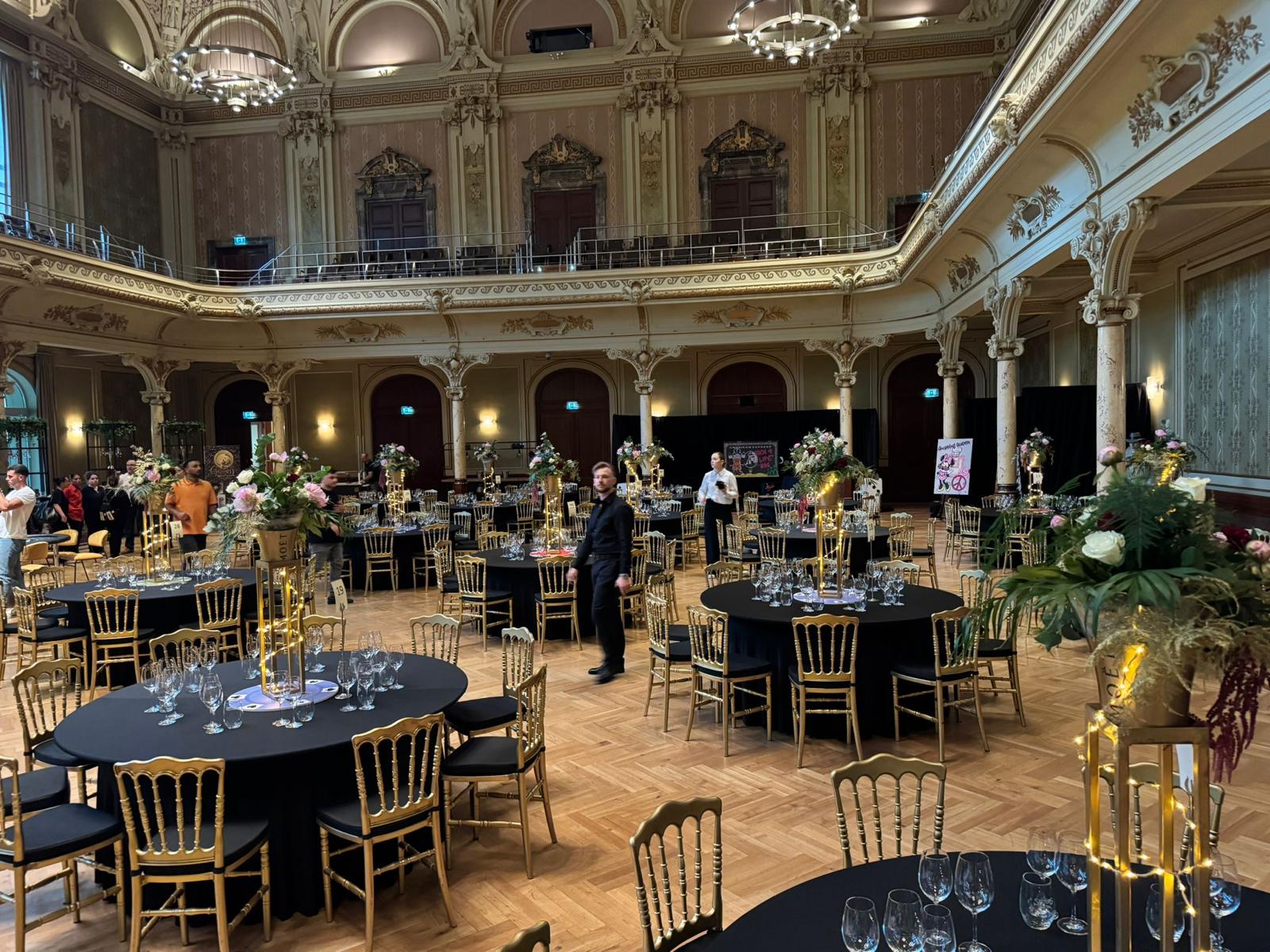 Gemietetes Eventmobiliar und Interieur in einer festlichen Location in NRW